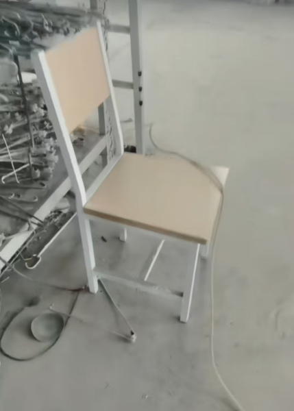 靠背椅